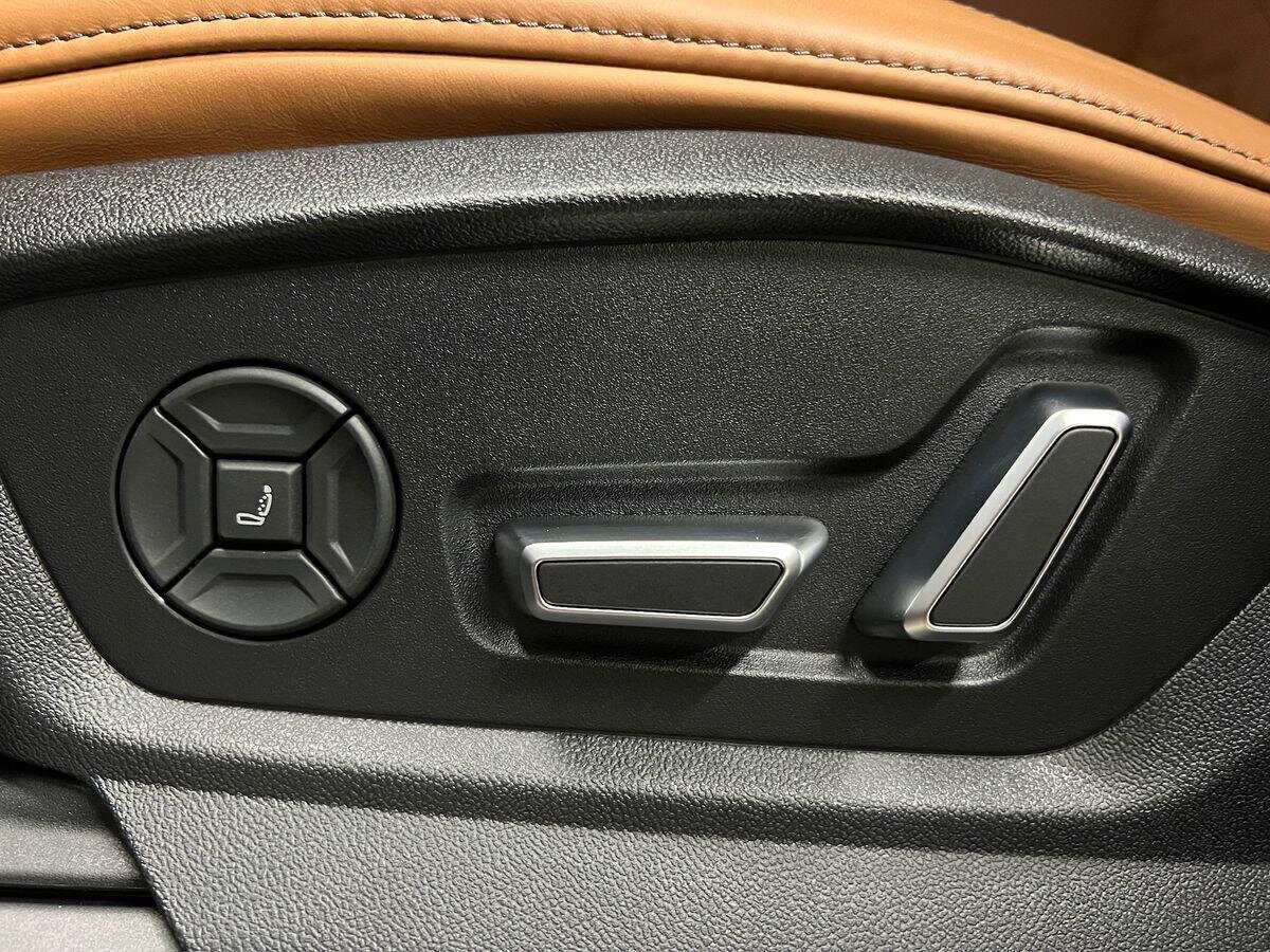 Audi RS Q8 SUV / Terénní 4,0 l 471 kw