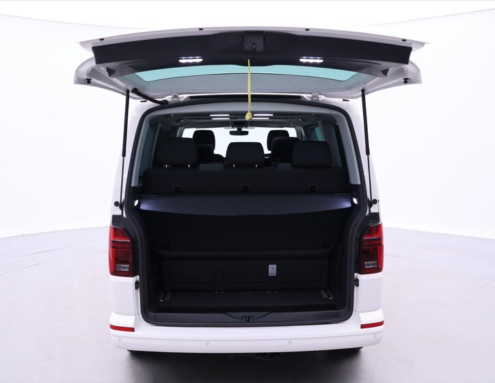 Volkswagen Multivan 9