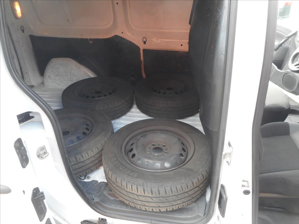 Renault Kangoo Pick-up 1,5 l 81 kw