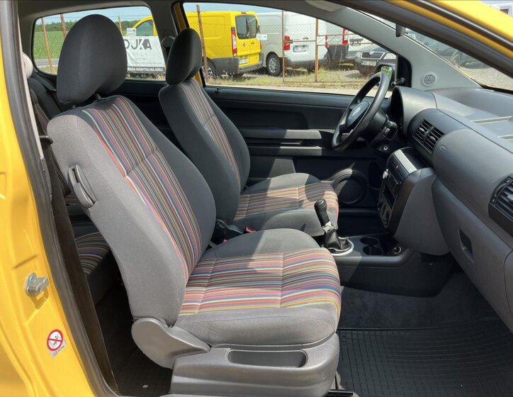 Volkswagen Fox Hatchback 1,2 l 40 kw