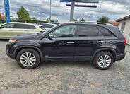 KIA Sorento 8