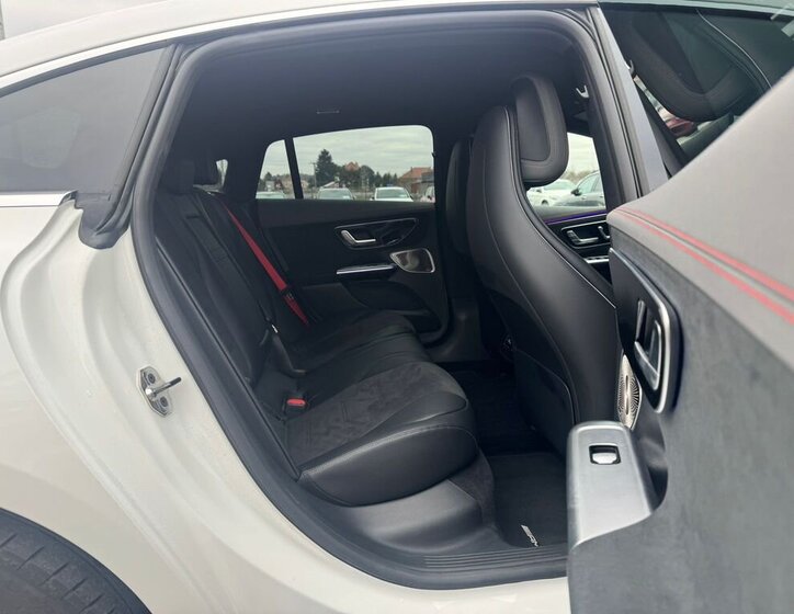 Mercedes-Benz EQE 20