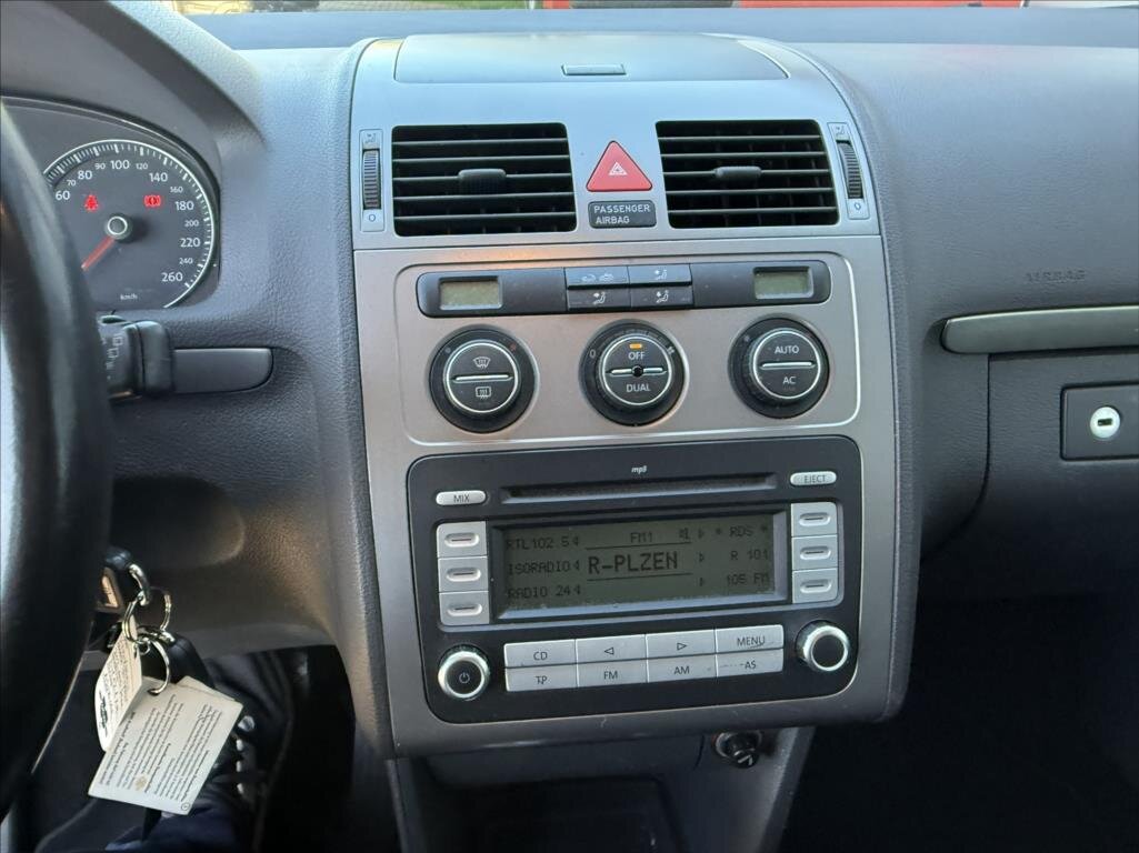 Volkswagen Touran MPV 2,0 l 103 kw