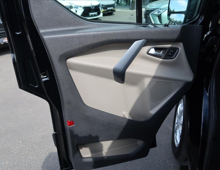 Ford Transit Custom Skříň 2,2 l 92 kw