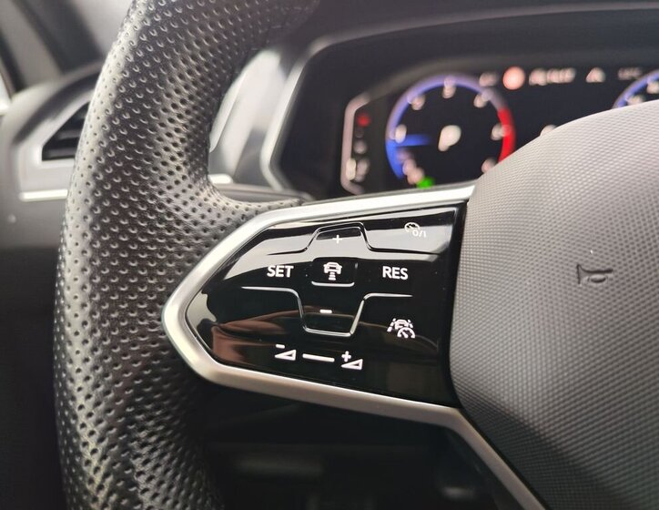 Volkswagen Tiguan SUV 2,0 l 147 kw