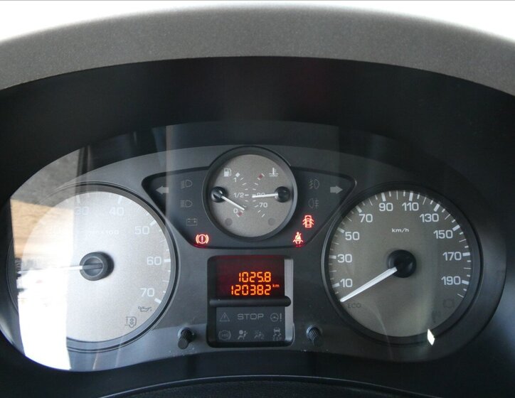 Peugeot Partner Tepee MPV 1,6 l 88 kw