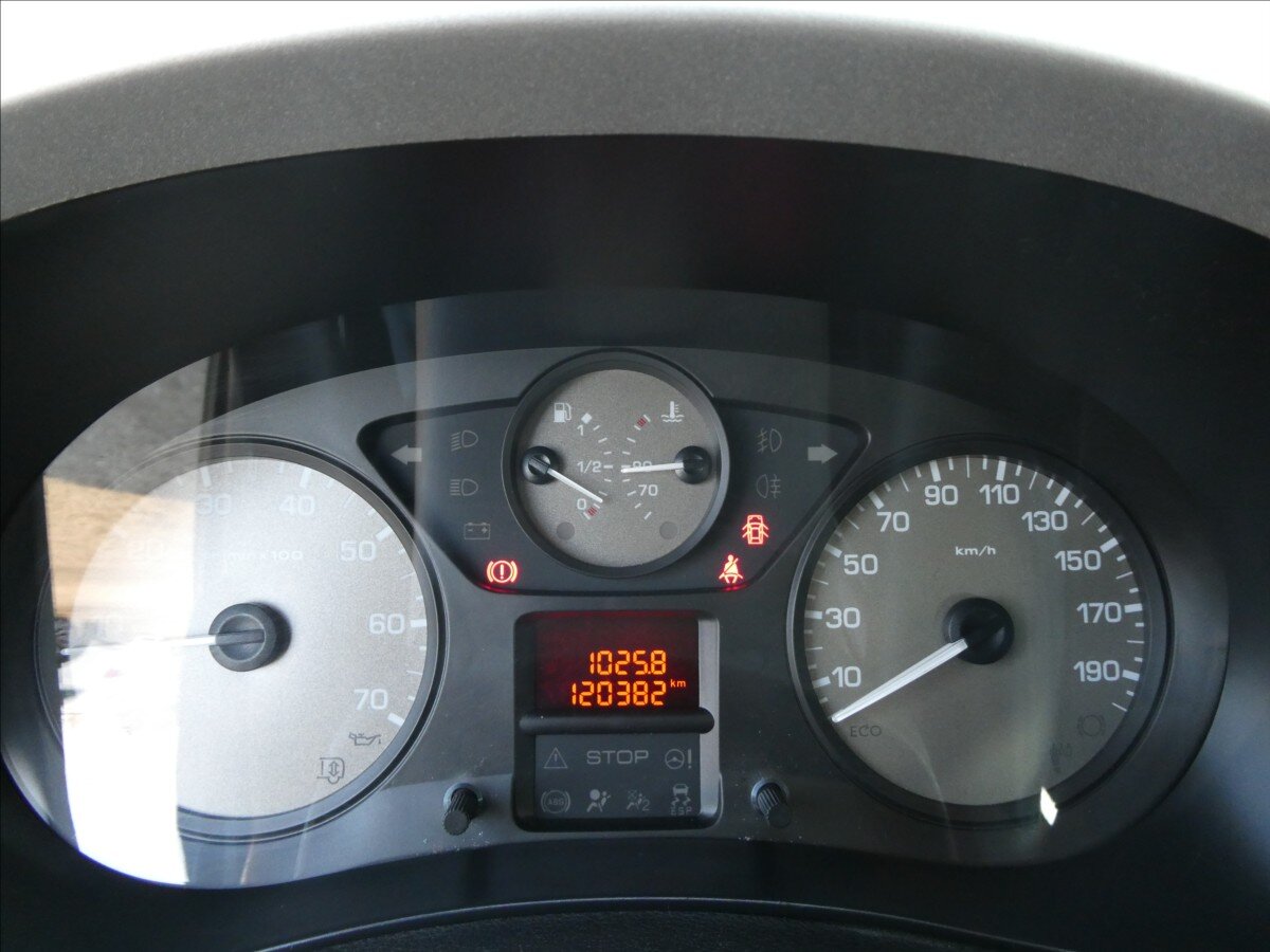 Peugeot Partner Tepee MPV 1,6 l 88 kw