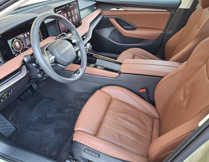 Škoda Superb Kombi 1,5 l 150 kw