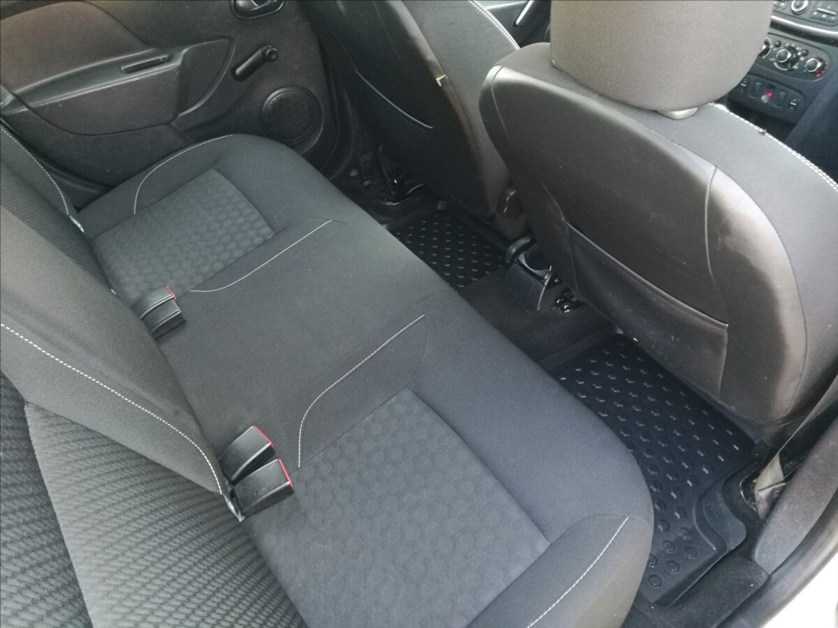 Dacia Logan Kombi 898,0 66 kw