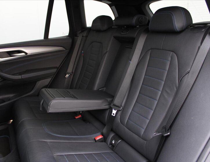 BMW X3 SUV / Terénní 3,0 l 195 kw