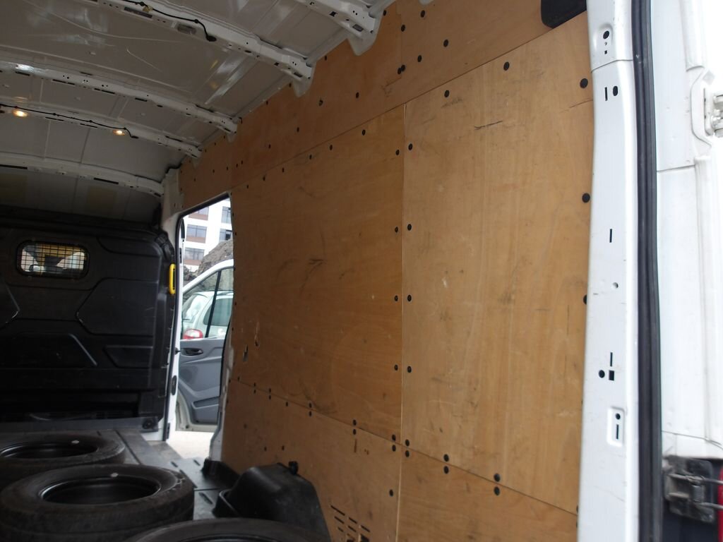 Ford Transit Skříň 2,2 l 114 kw