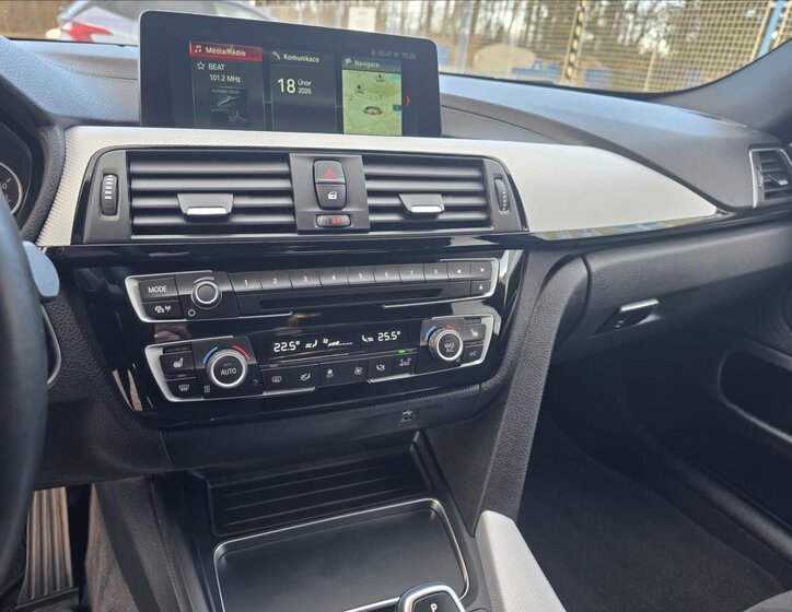 BMW Řada 4 Kupé 3,0 l 190 kw