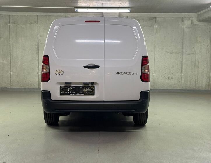 Toyota ProAce City 6