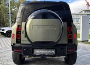 Land Rover Defender 5