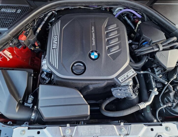 BMW Řada 3 Sedan / Limuzína 2,0 l 140 kw