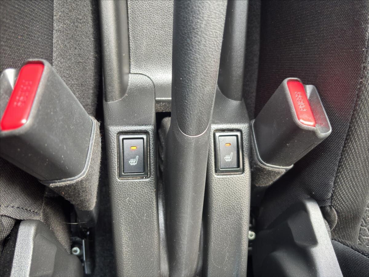 Suzuki Swift Hatchback 1,2 l 61 kw