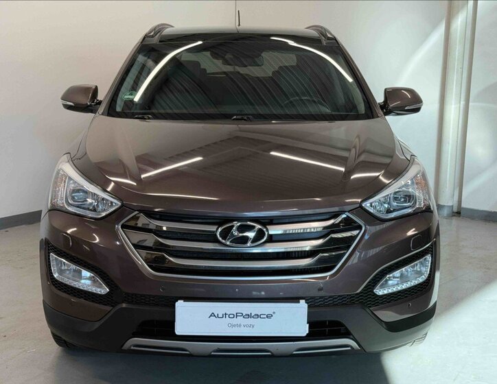 Hyundai Santa Fe SUV / Terénní 2,2 l 145 kw