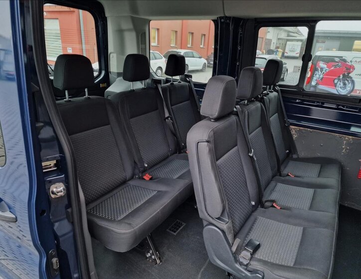 Ford Transit 17