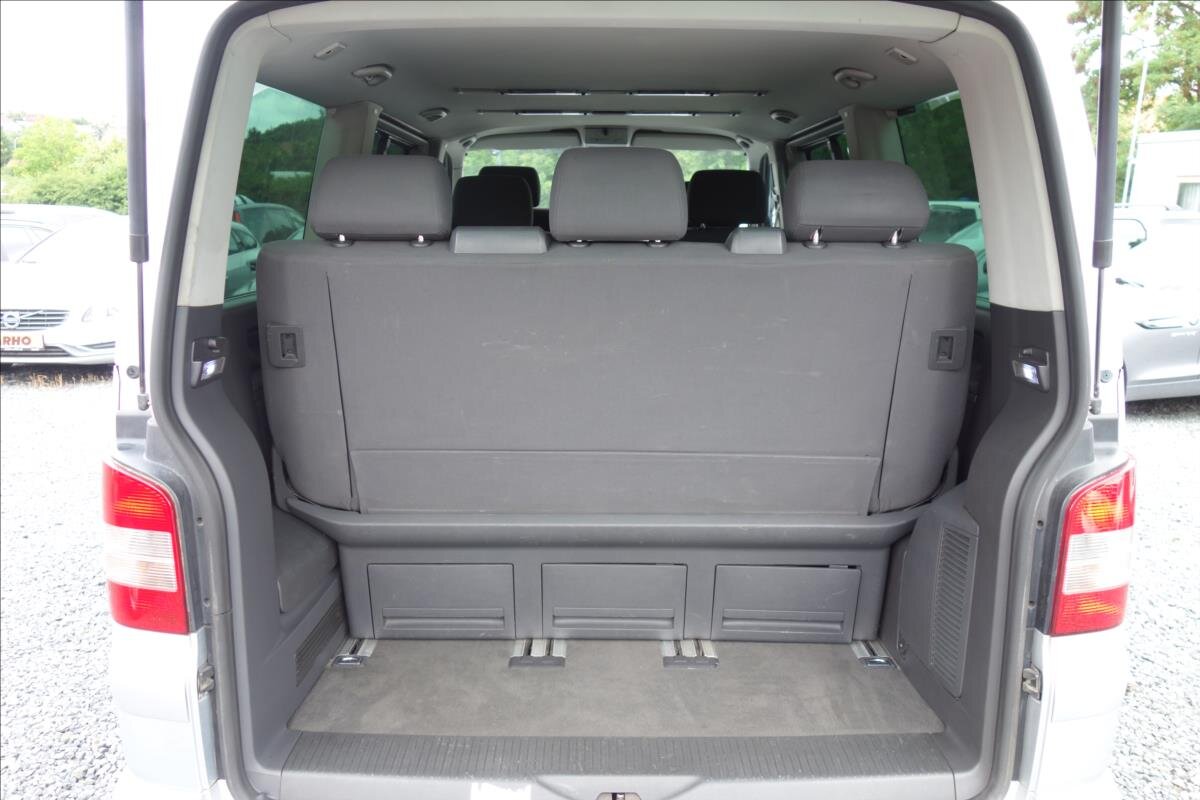 Volkswagen Multivan Kombi 2,5 l 128 kw