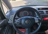 Suzuki SX4 13