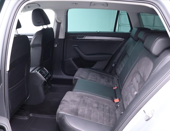 Škoda Superb Kombi 2,0 l 140 kw