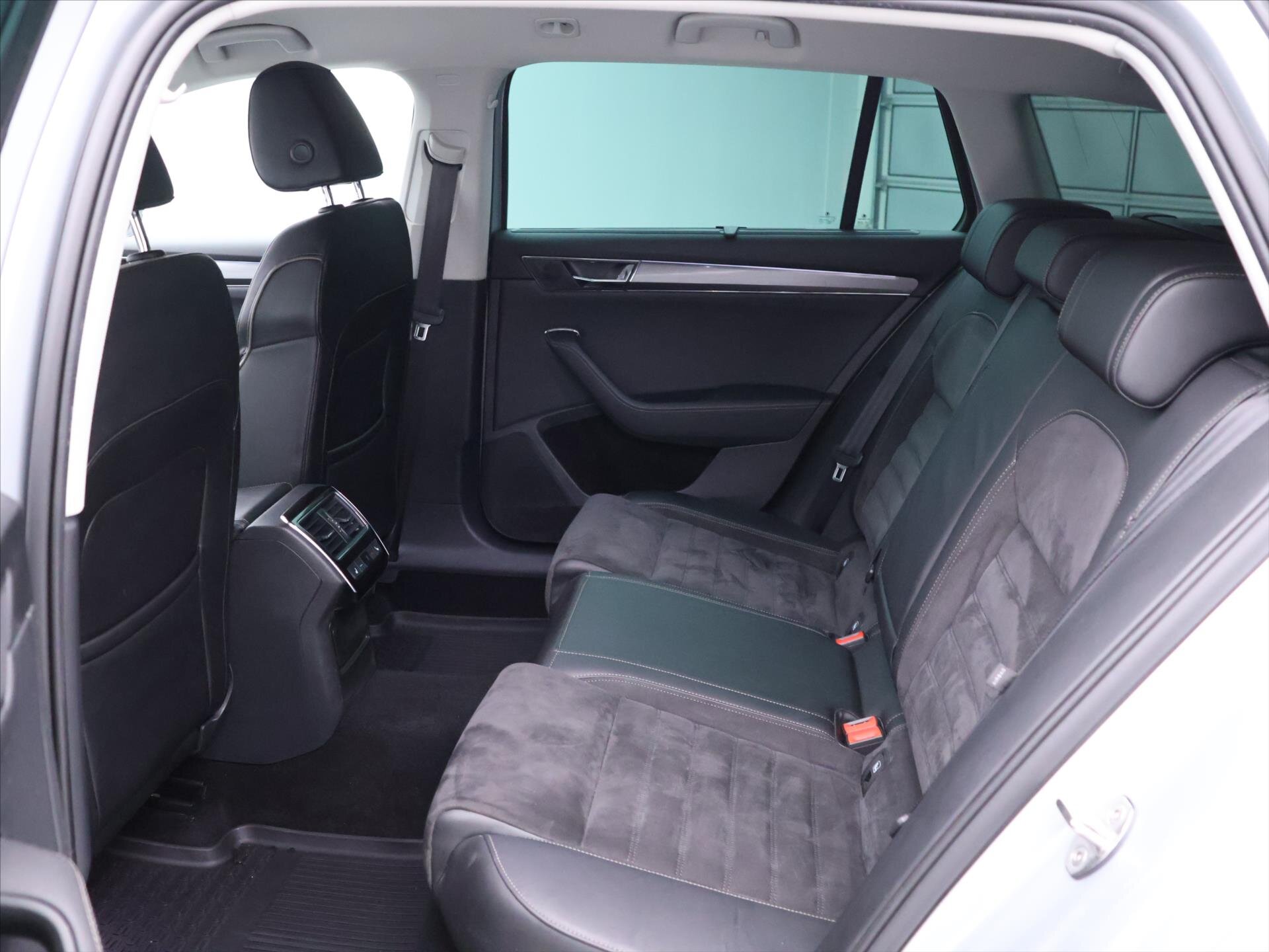 Škoda Superb Kombi 2,0 l 140 kw