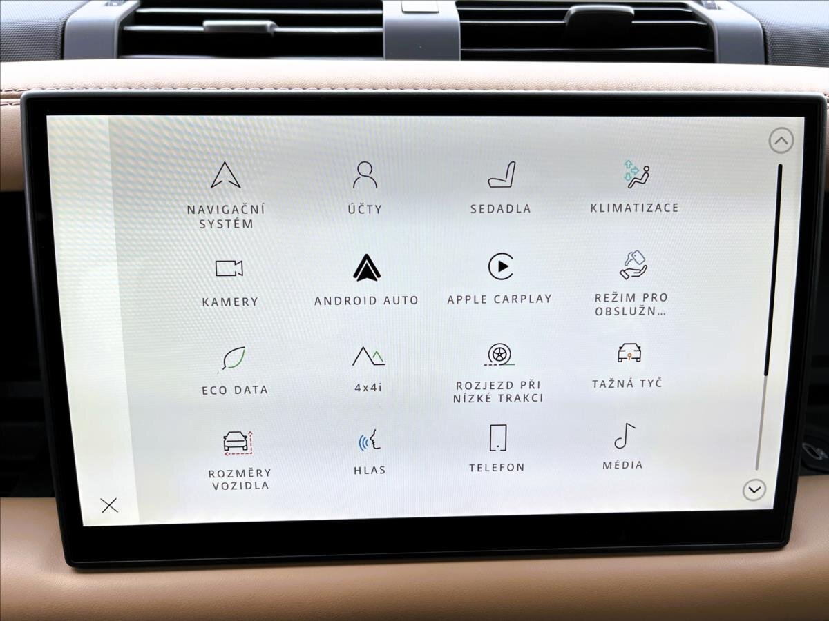 Land Rover Defender SUV / Terénní 5,0 l 313 kw