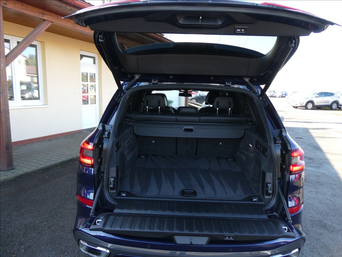 BMW X5 SUV / Terénní 3,0 l 195 kw