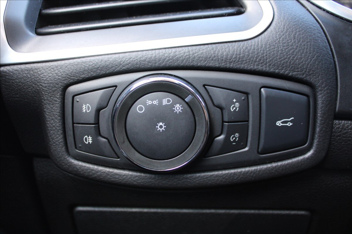 Ford Edge SUV / Terénní 2,0 l 154 kw