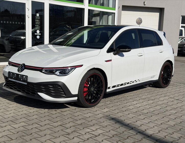 Volkswagen Golf Hatchback 2,0 l 221 kw