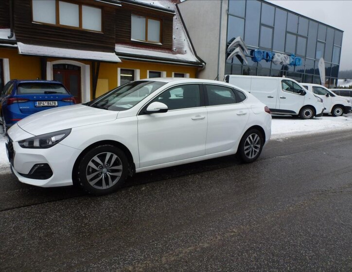 Hyundai i30 14