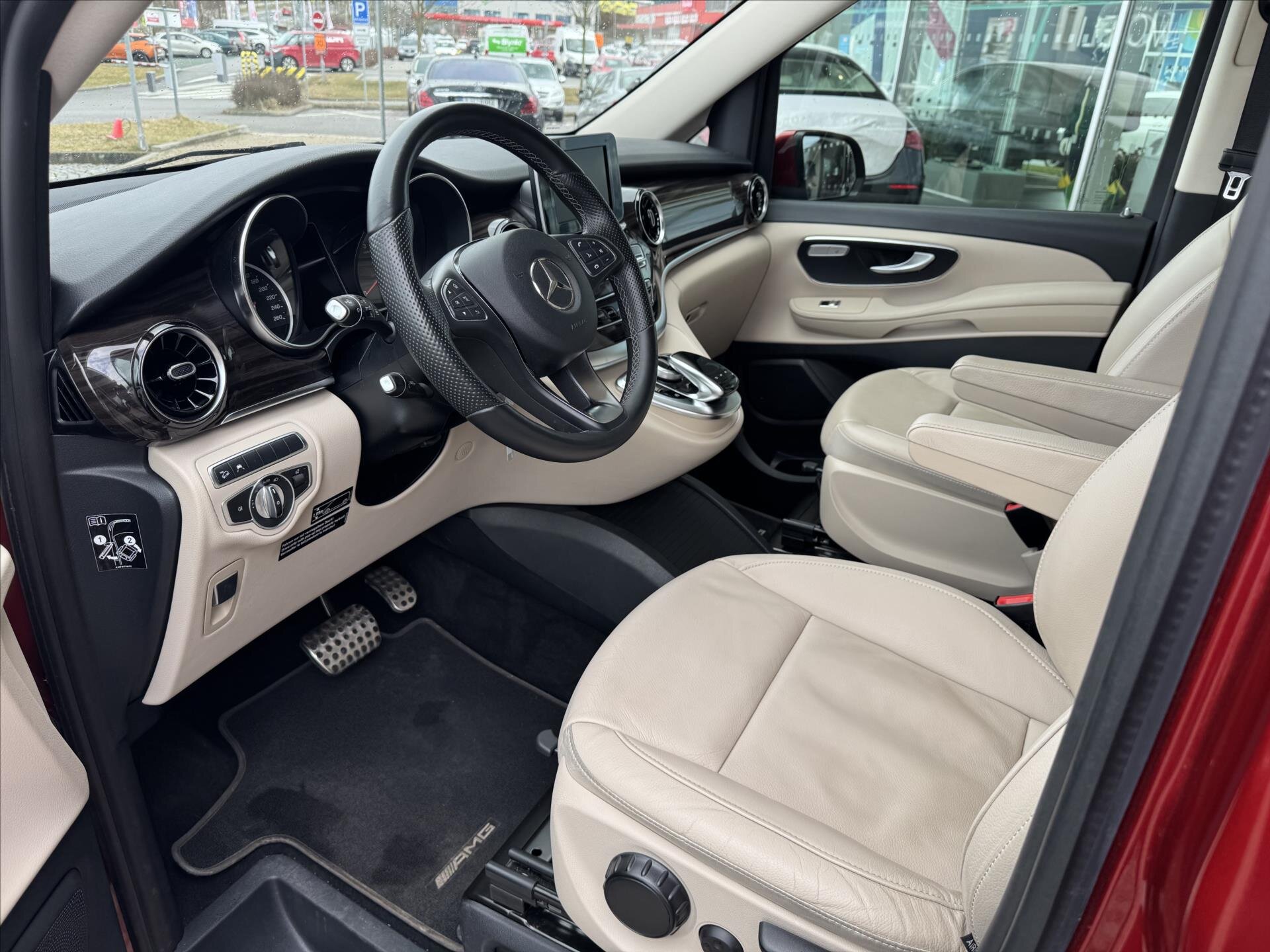 Mercedes-Benz Třídy V VAN / Minibus 2,0 l 176 kw