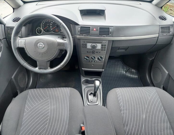 Opel Meriva MPV 1,6 l 77 kw
