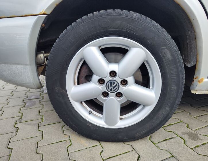 Volkswagen Multivan 27