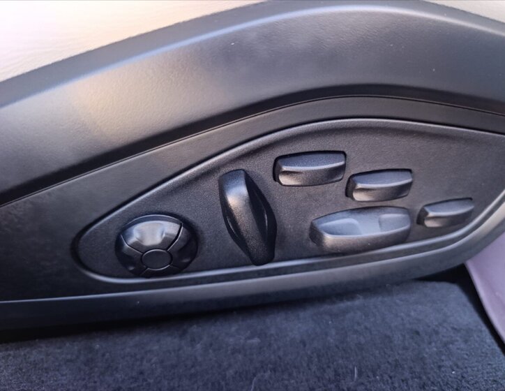 Porsche Taycan Kombi 0,0 560 kw