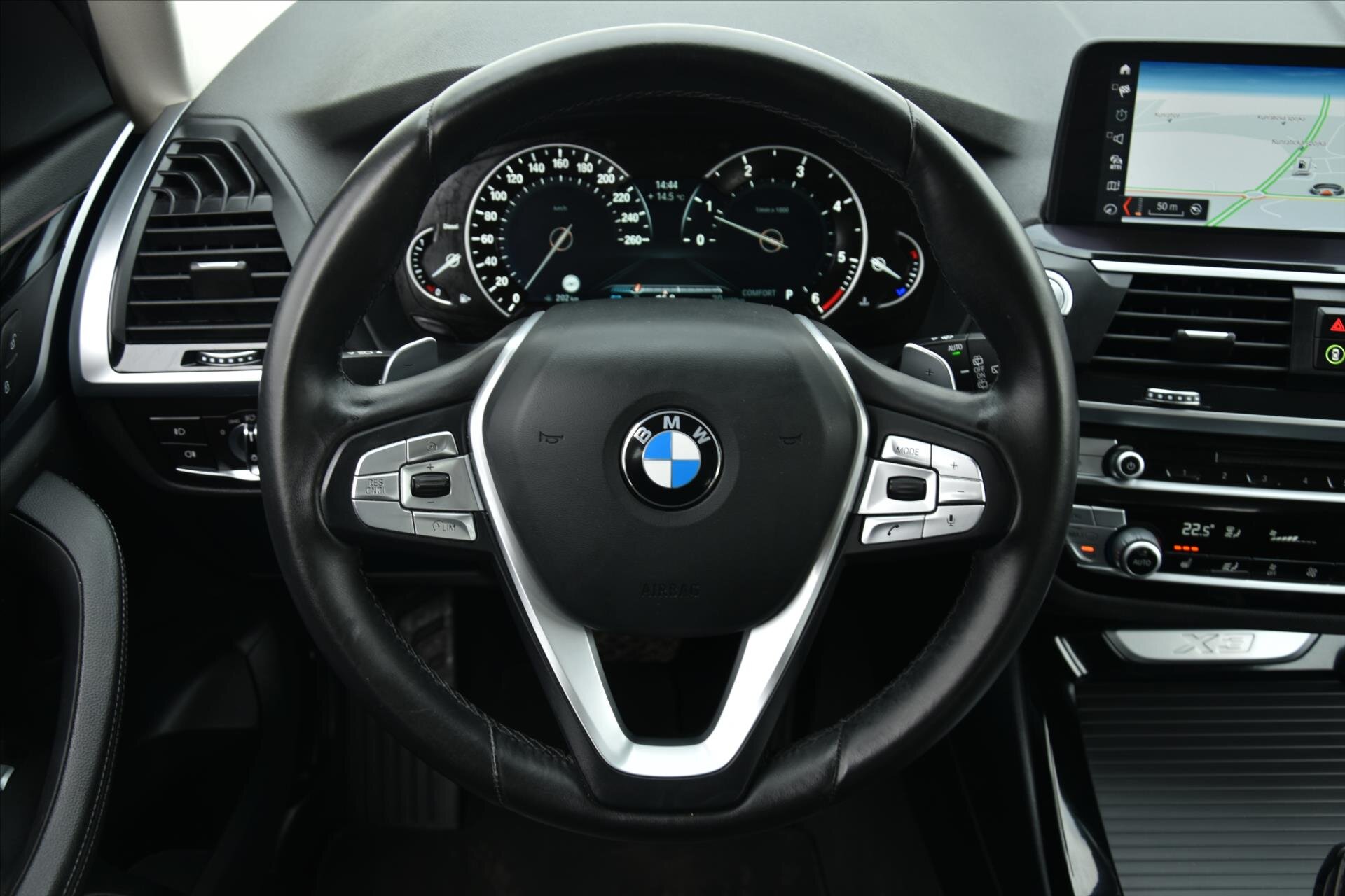 BMW X3 SUV / Terénní 2,0 l 140 kw