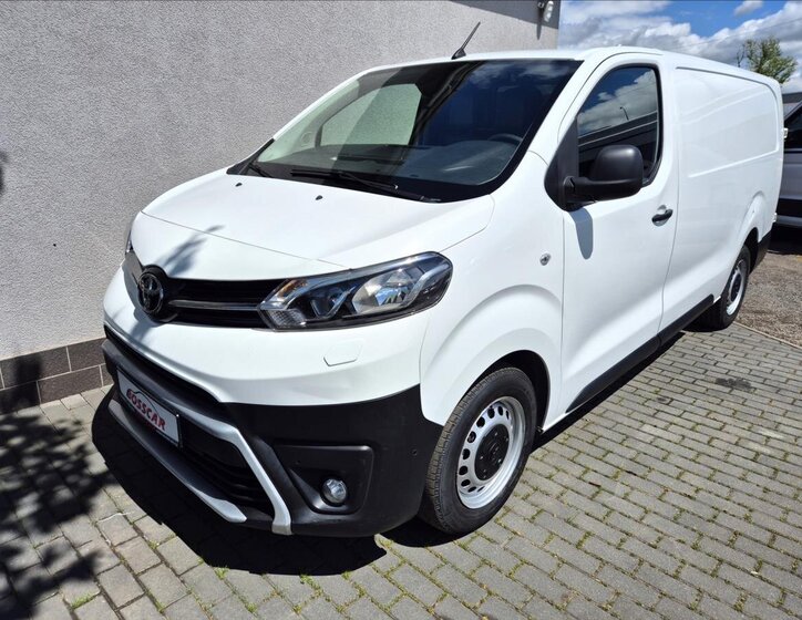 Toyota ProAce Skříň 2,0 l 90 kw