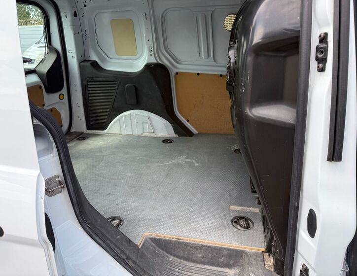 Ford Transit Connect 10