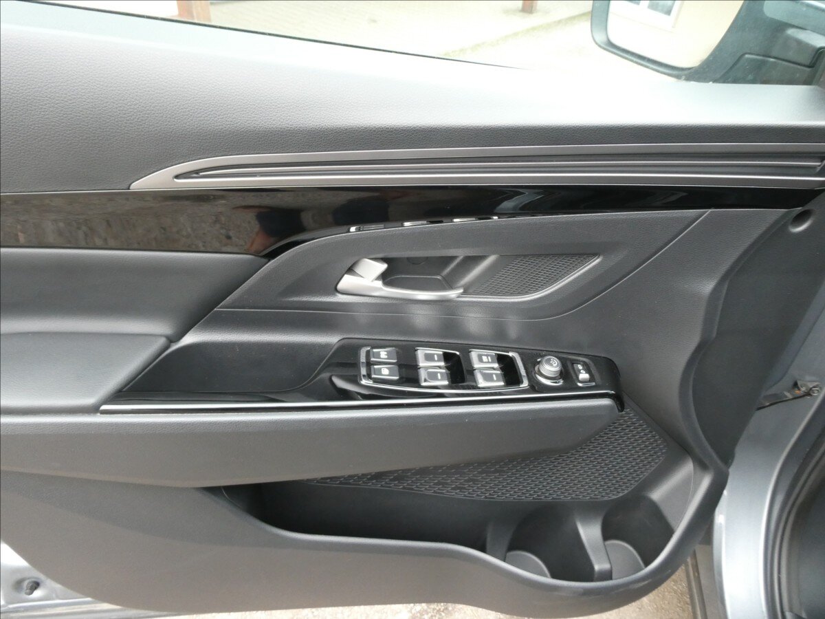 SsangYong Korando SUV / Terénní 1,5 l 120 kw