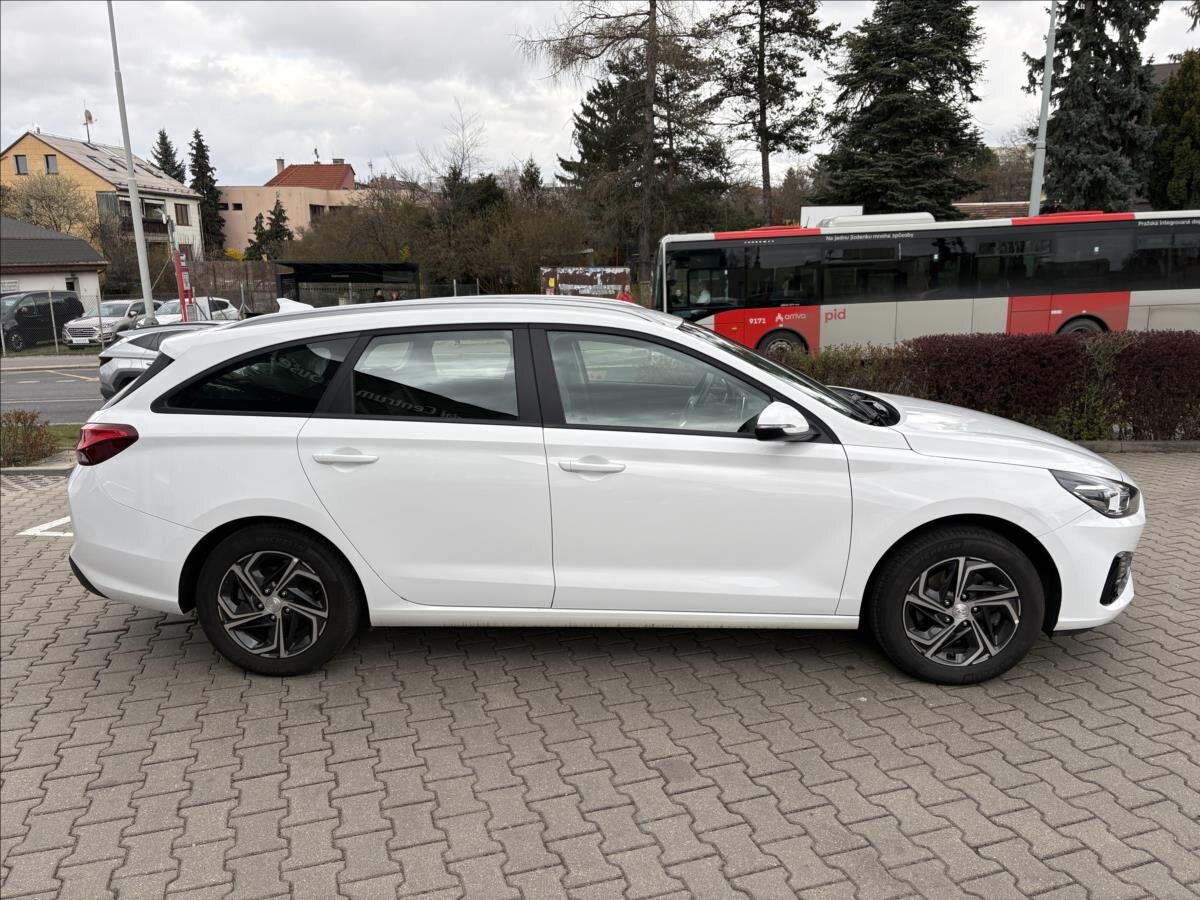 Hyundai i30 Kombi 1,5 l 81 kw