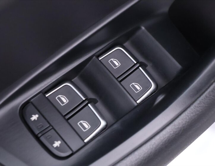 Audi A6 Allroad Kombi 3,0 l 150 kw