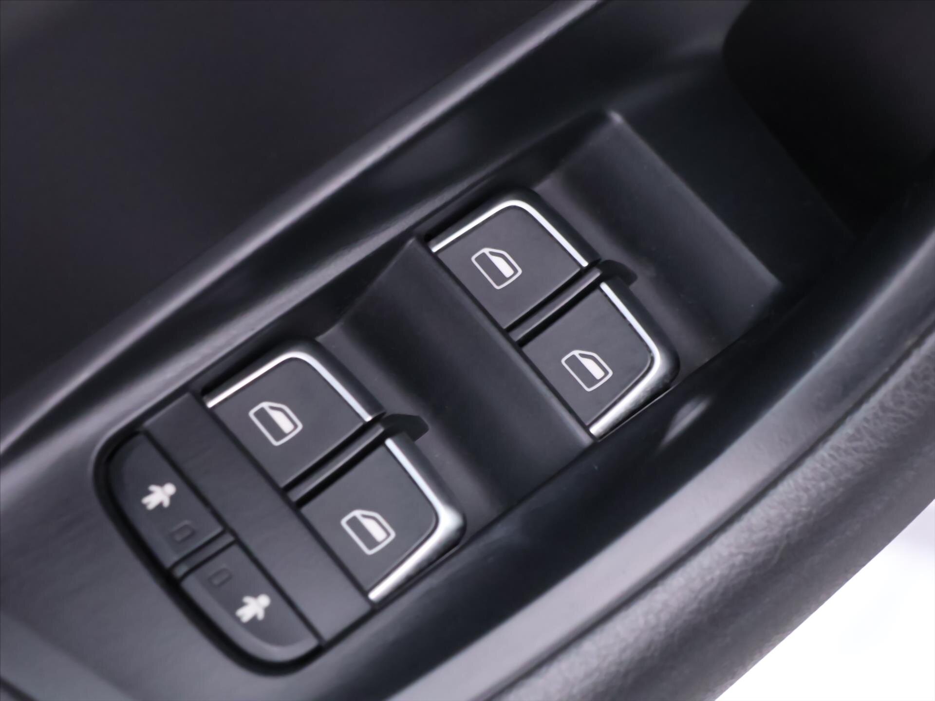 Audi A6 Allroad Kombi 3,0 l 150 kw