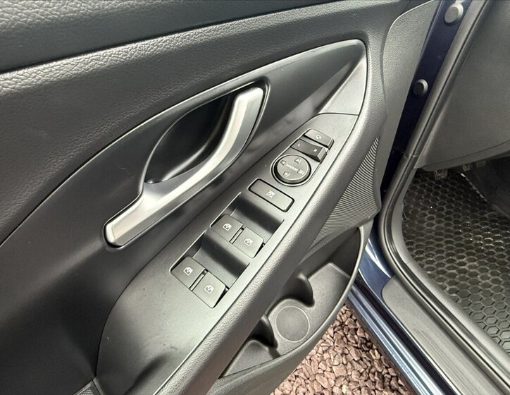 Hyundai i30 Hatchback 1,5 l 71 kw