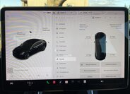 Tesla Model 3 Sedan 0,0 239 kw