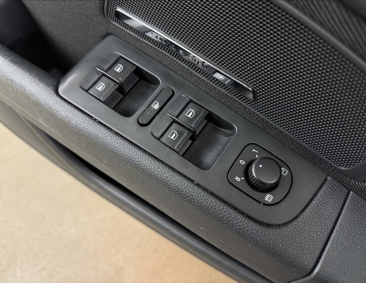 Škoda Superb Kombi 2,0 l 103 kw