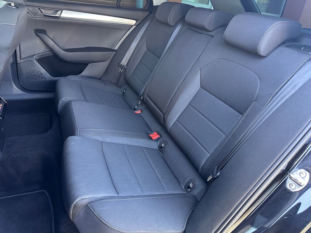 Škoda Superb Kombi 1,6 l 88 kw