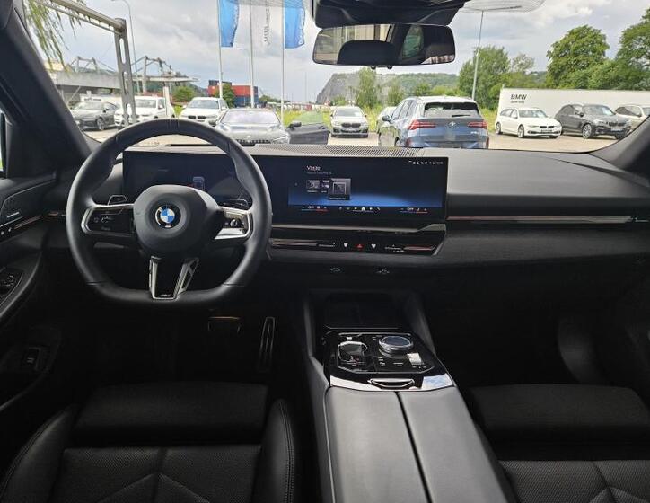 BMW Řada 5 11