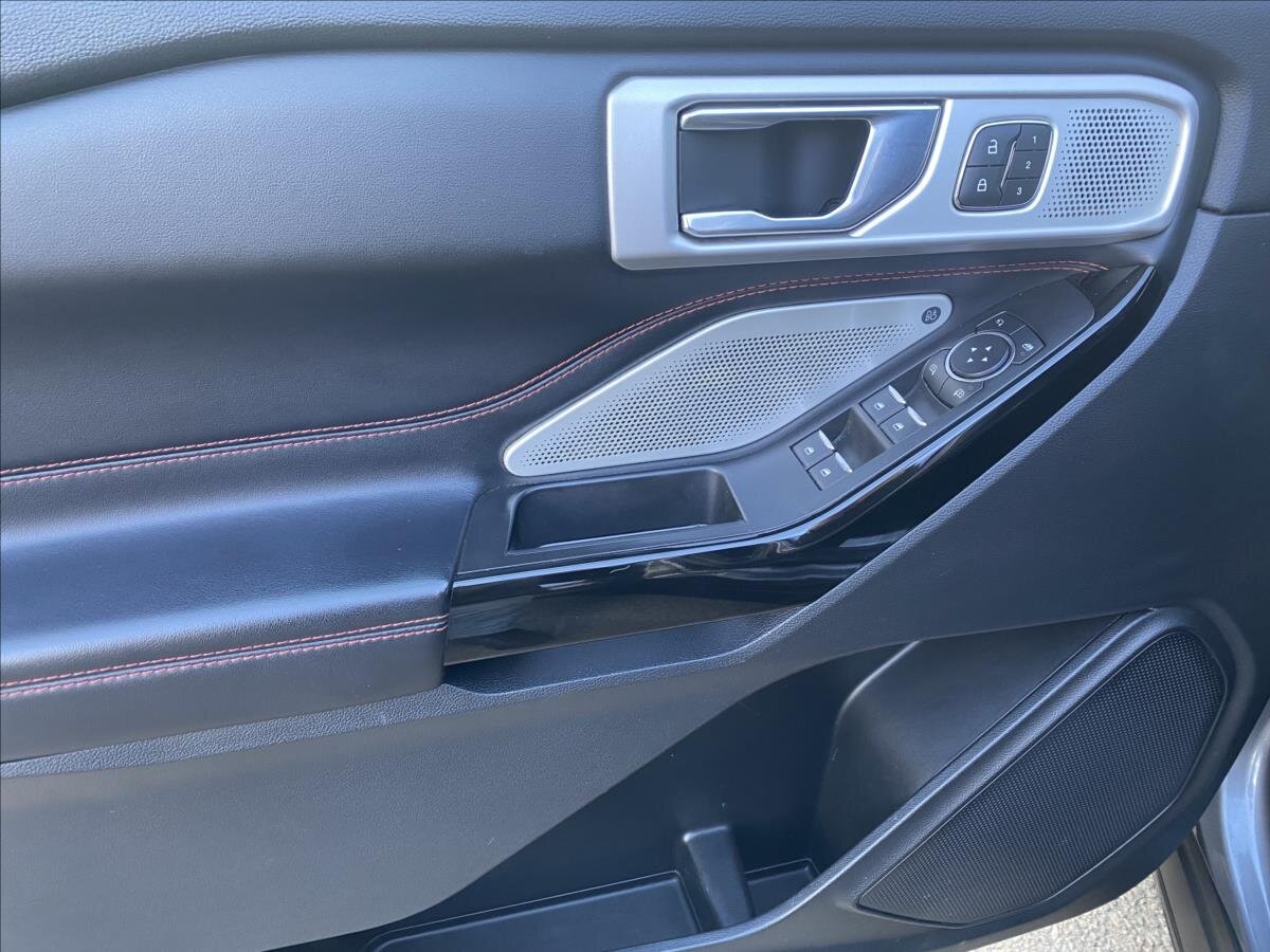 Ford Explorer SUV 3,0 l 267 kw