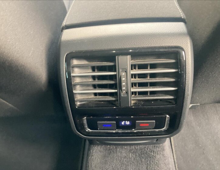 Volkswagen Passat Kombi 1,4 l 110 kw