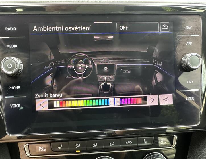 Volkswagen Passat 18